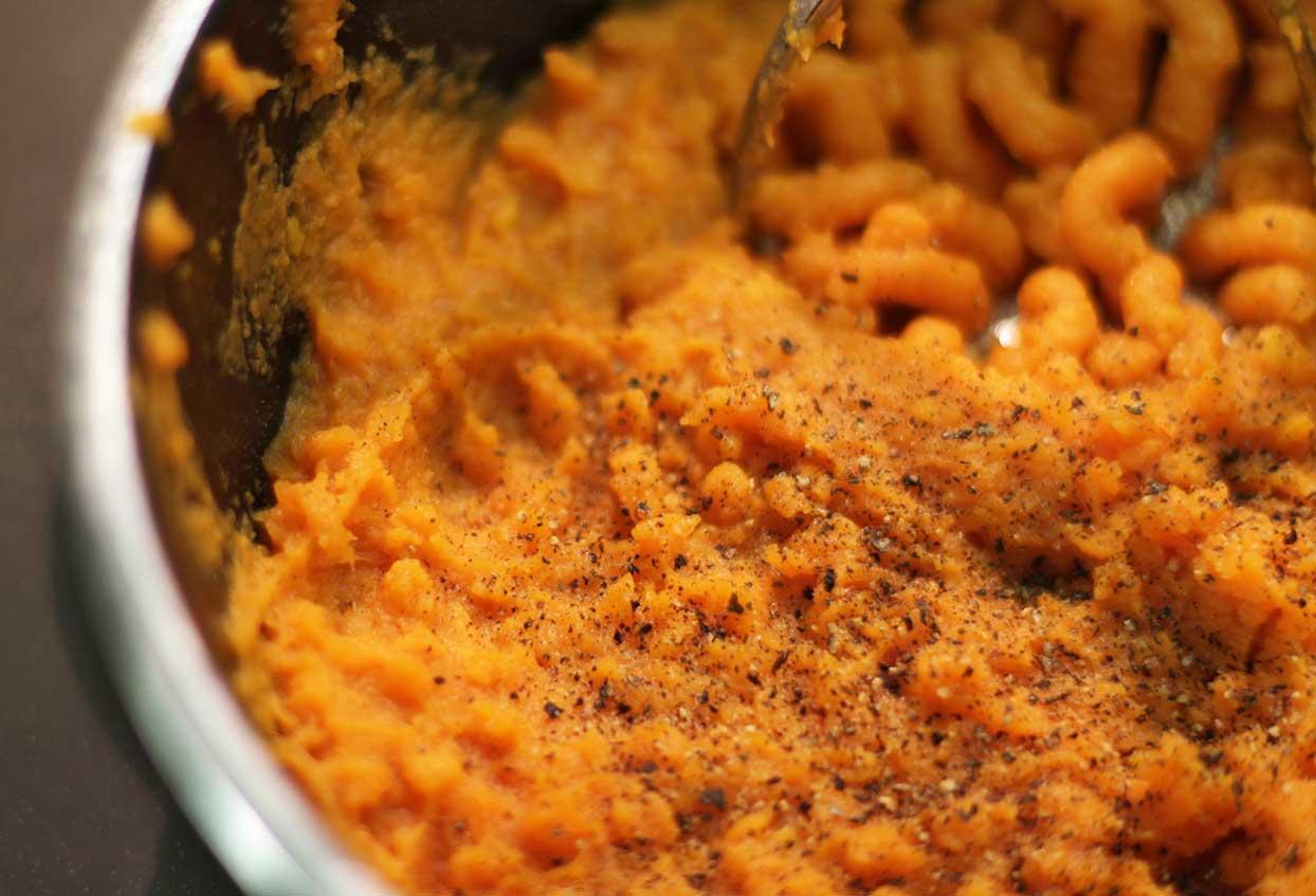 Süßkartoffelpüree mit Blattspinat und Spiegelei - Schritt 6
