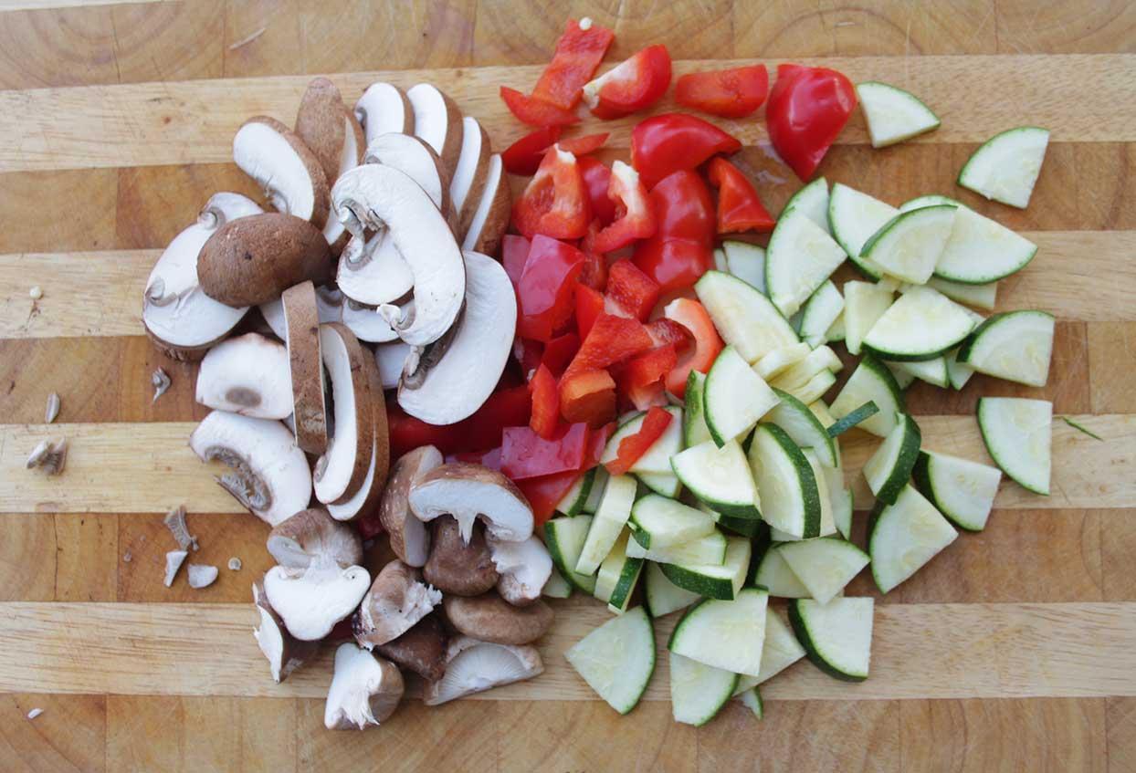 Aromatische Kokosmilch-Thai-Suppe - Schritt 1