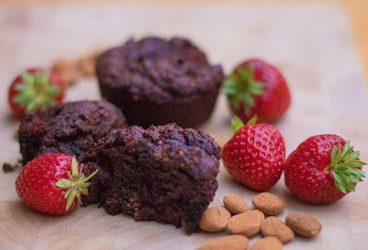 Foodoholic Schokomuffins mit frischen Früchten - Schritt 4