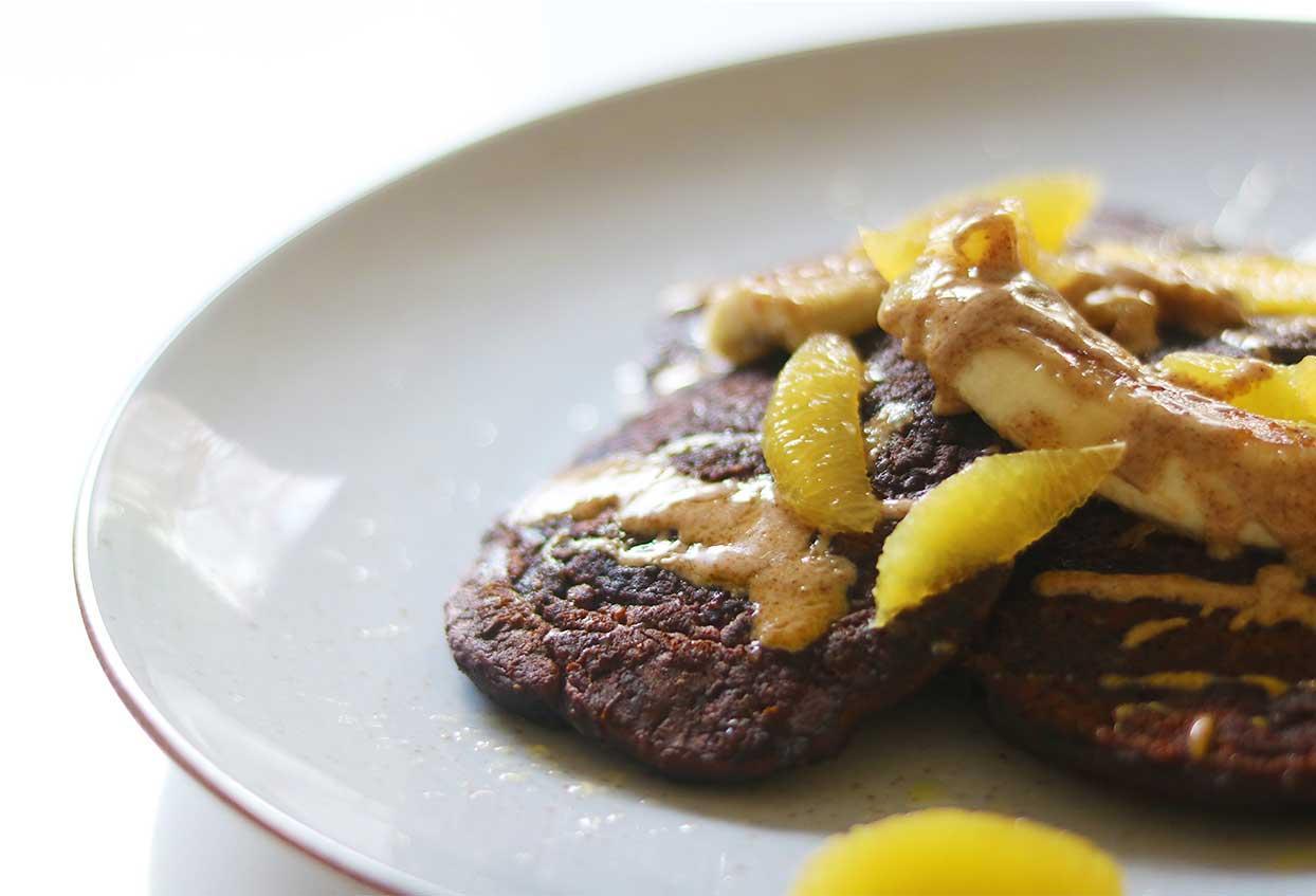 Foodoholic-Schoko-Pancakes mit gebratener Banane und Orangenfilets - Schritt 4