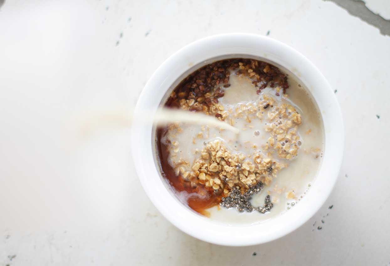 Kaffee-Bananen-Dattel-Frühstück à la Foodoholic - Schritt 3