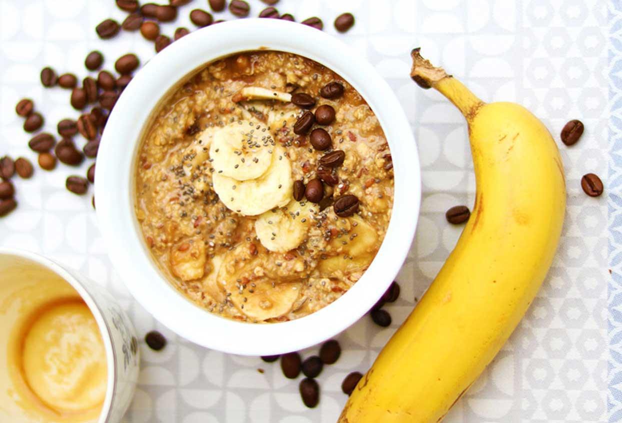 Kaffee-Bananen-Dattel-Frühstück à la Foodoholic - Schritt 7