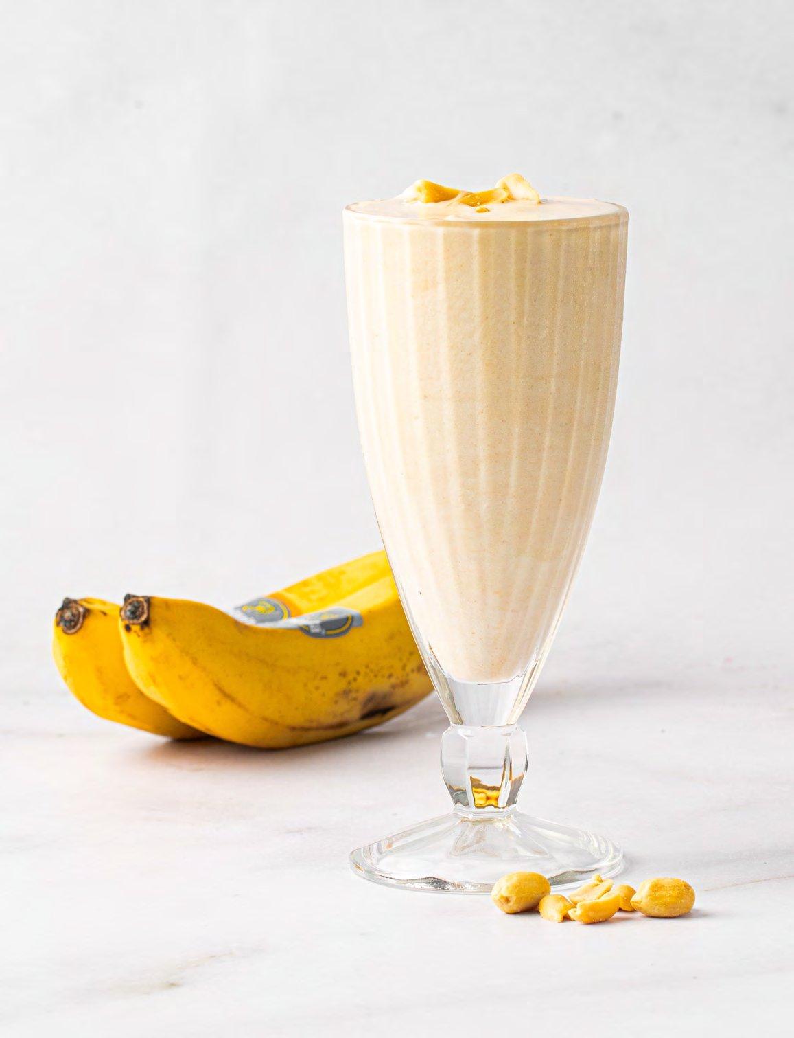 Bananen-Erdnuss Milkshake